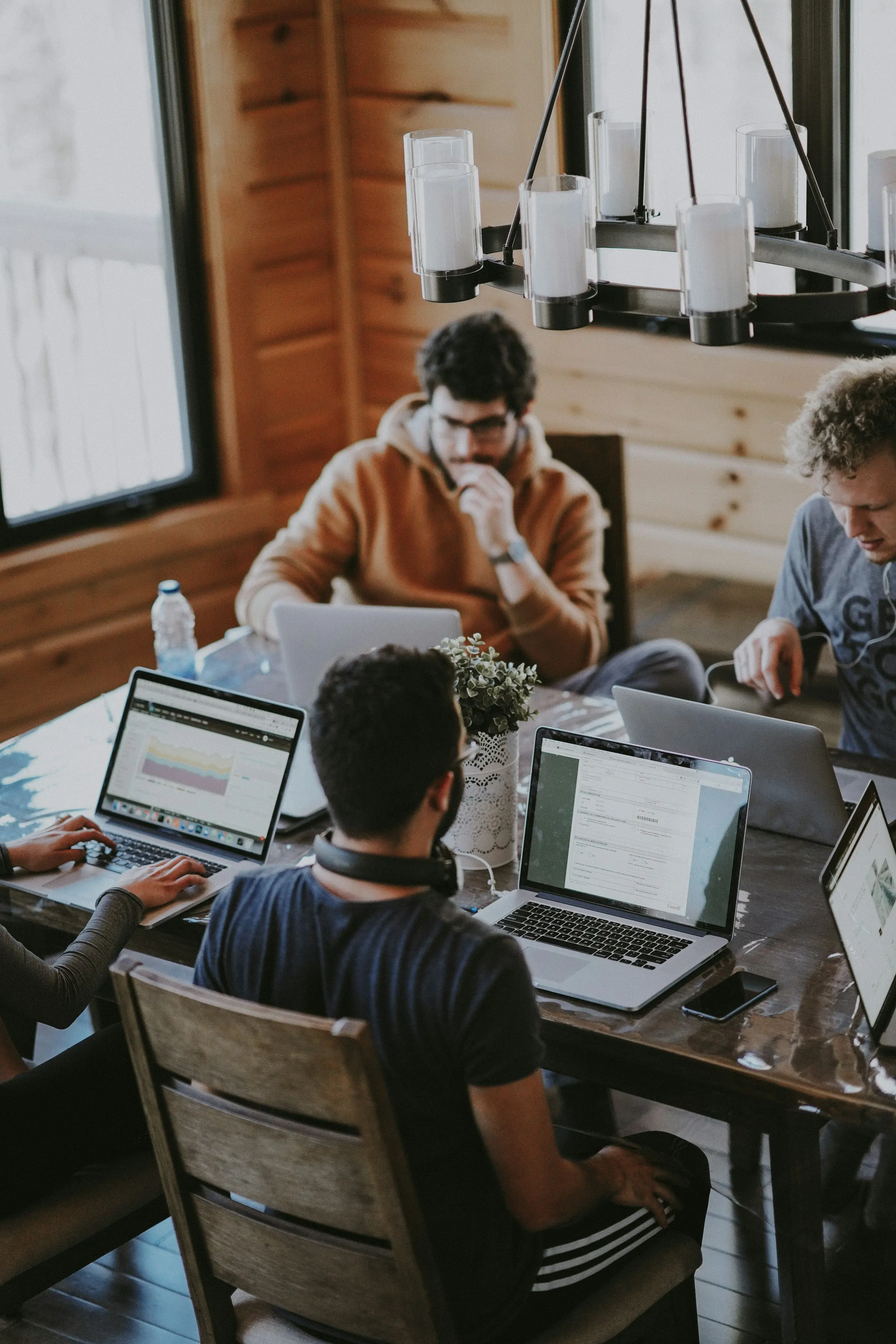 Build a career with a growth-oriented contractor. Build a career with a growth-oriented contractor.